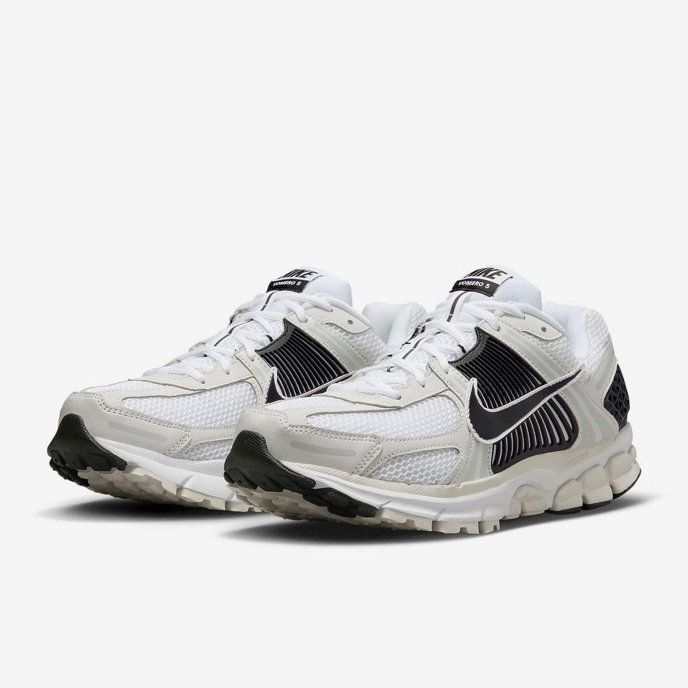  【NIKE】NIKE ZOOM VOMERO 5 男 休閒鞋 白色-FB9149101