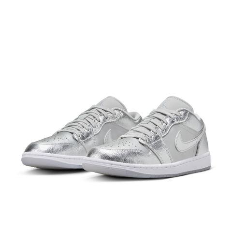 【NIKE】WMNS AIR JORDAN 1 LOW SE 女 籃球鞋 銀色-FN5030001