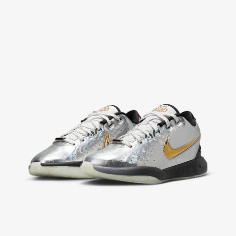 【NIKE】LEBRON XXI SE (GS) 中大童 籃球鞋 黑銀-FJ1530001