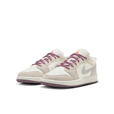 NIKE 耐吉 【NIKE】AIR JORDAN 1 LOW SE (GS) 中大童 童鞋 女鞋 籃球鞋 米白色-FQ8094100