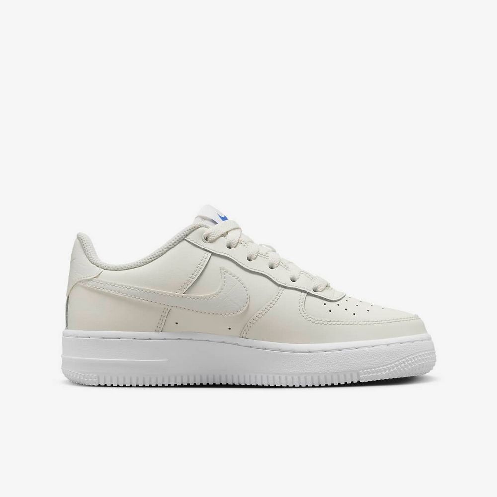 NIKE 耐吉 【NIKE】AIR FORCE 1 LV8 1 (GS) 中大童 童鞋 女鞋 休閒鞋 米白色-FV7725100