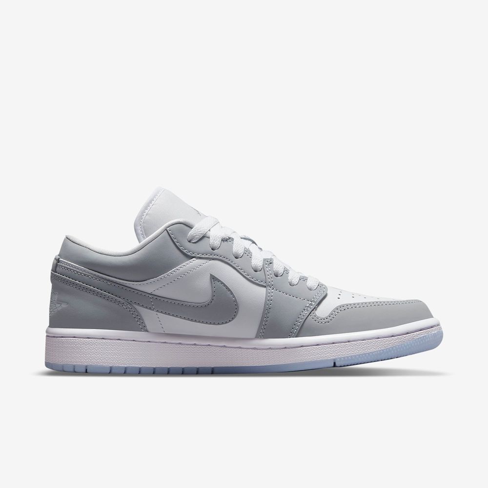 NIKE 耐吉 【NIKE】WMNS AIR JORDAN 1 LOW 女鞋 籃球鞋 灰白色-DC0774105