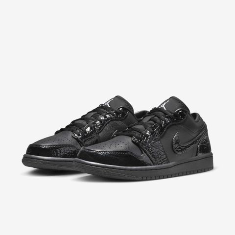 NIKE 耐吉 【NIKE】W AIR JORDAN 1 LOW SE 女鞋 籃球鞋 黑色-HJ7743010