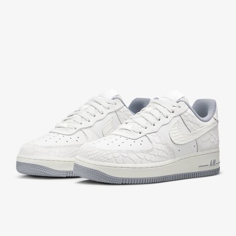 【NIKE】WMNS NIKE AIR FORCE 1 07 女鞋 休閒鞋 白色-DX2678100