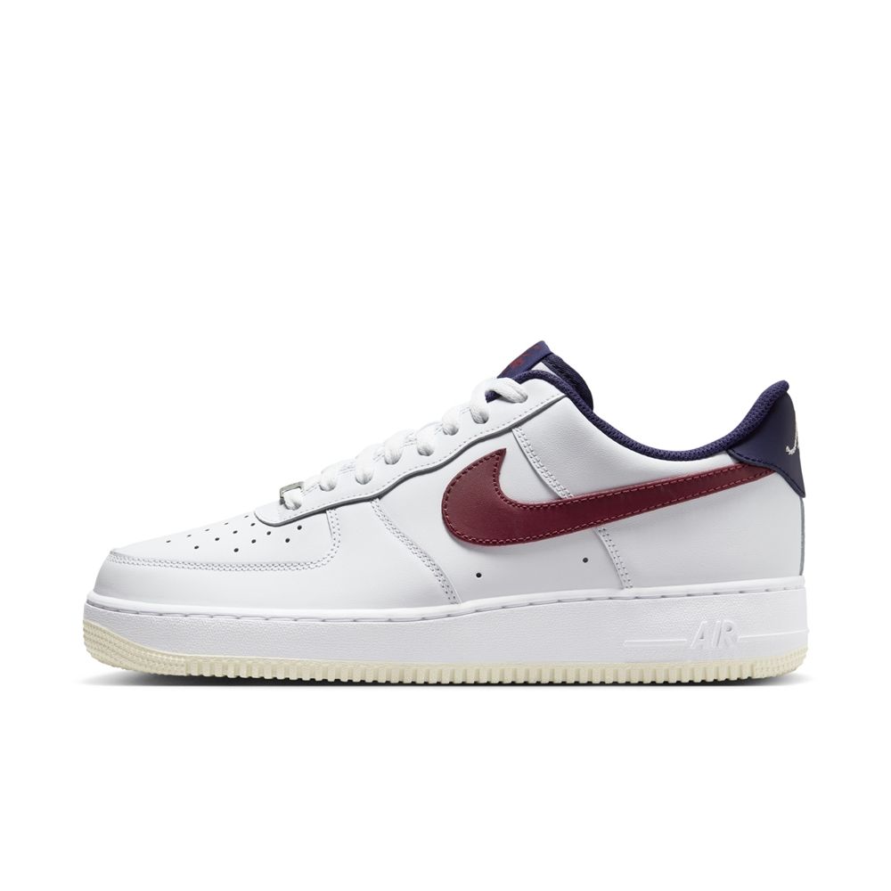  【NIKE】AIR FORCE 1 07 男鞋 休閒鞋 白 多色-FV8105161