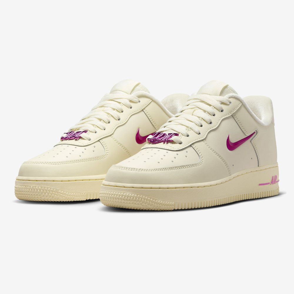 NIKE】WMNS AIR FORCE 1 07 SE 女鞋休閒鞋米黃/粉-FB8251101 - PChome