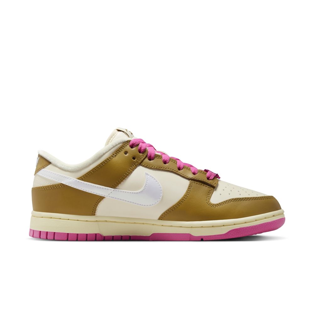  【NIKE】W NIKE DUNK LOW SE 女鞋 休閒鞋 卡其粉-FD8683700