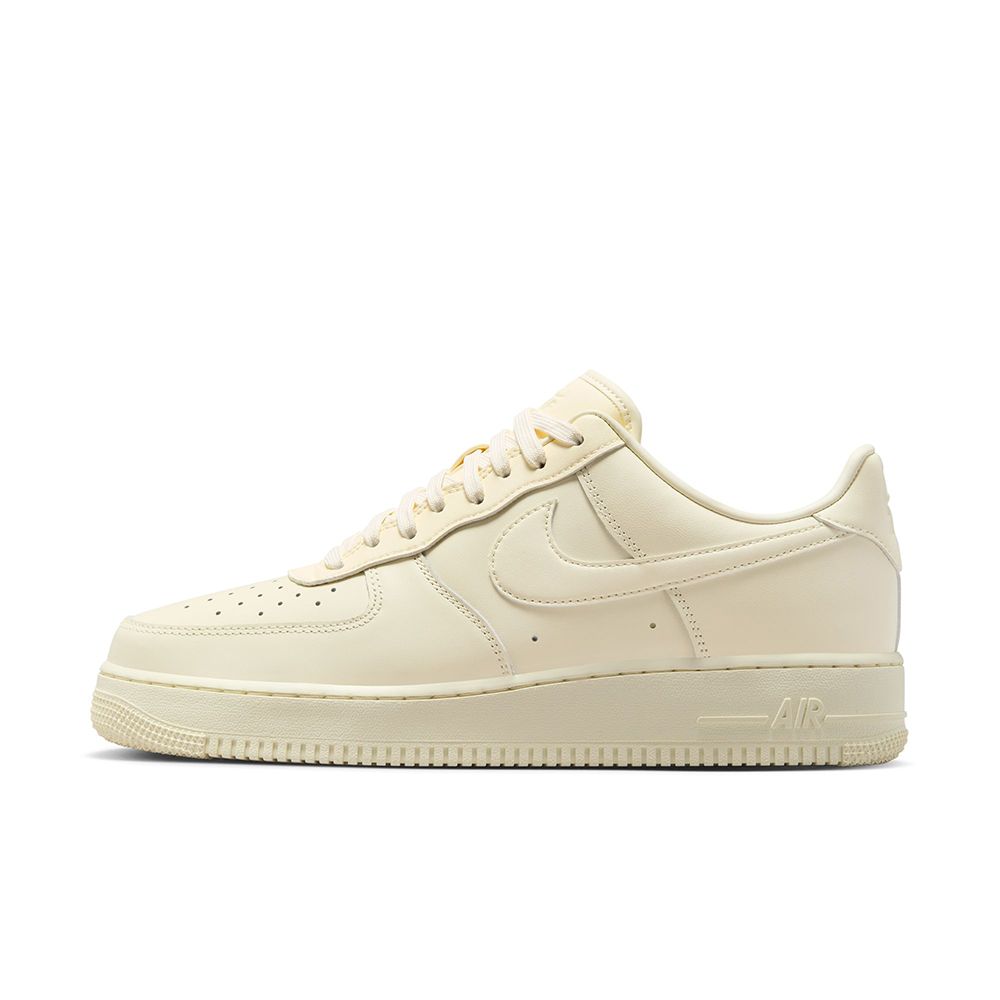  【NIKE】AIR FORCE 1 07 FRESH 男鞋 休閒鞋 奶白-DM0211101