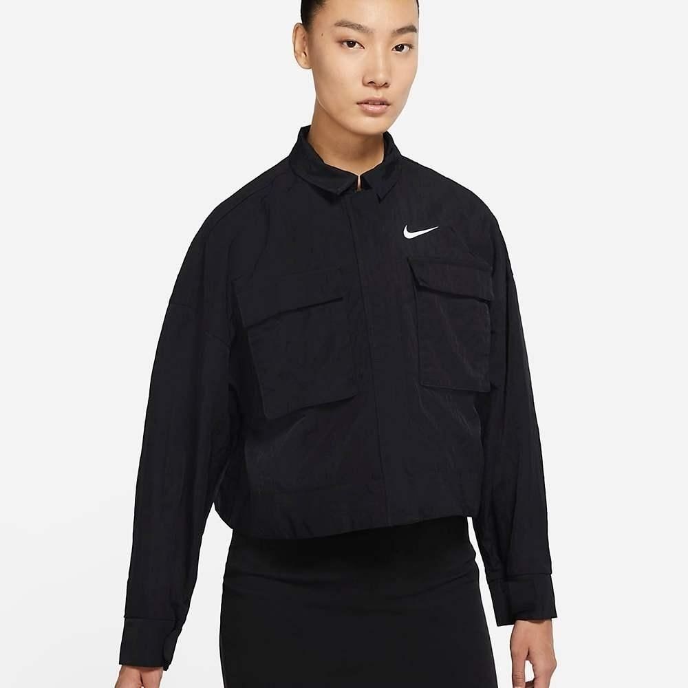 NIKE 耐吉 【NIKE】AS W NSW ESSNTL WVN JKT FIELD 女 休閒外套-DM6244010