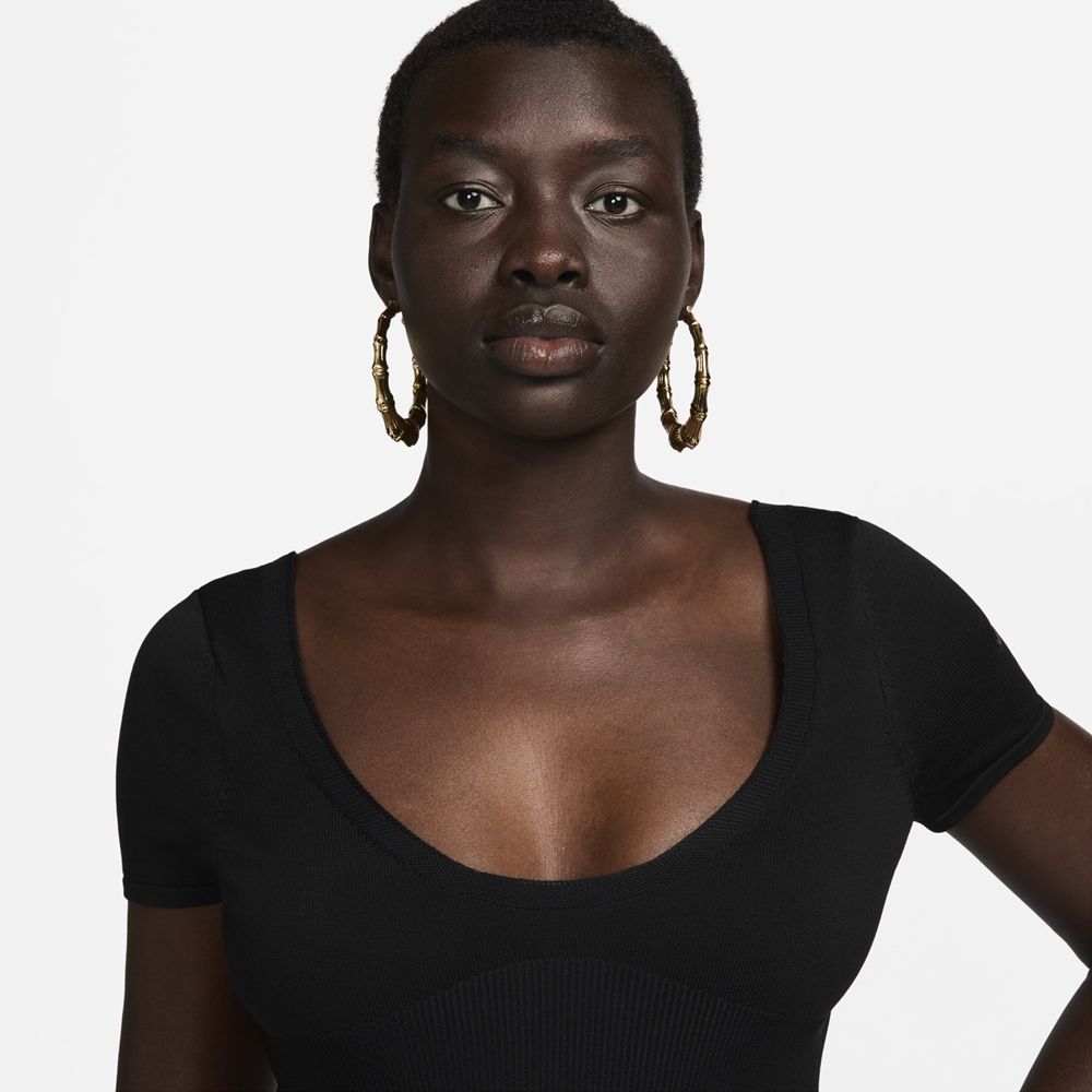 NIKE 耐吉 【NIKE】AS W NSW NK CHLL KNT SWTR BDY 女 其他短上衣 黑色-FN4693010