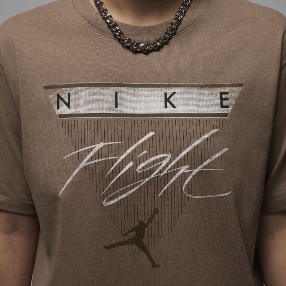 NIKE 耐吉 【NIKE】AS W J SS GF GFX FLT TEE 女 短袖上衣 咖啡色-FQ3241223