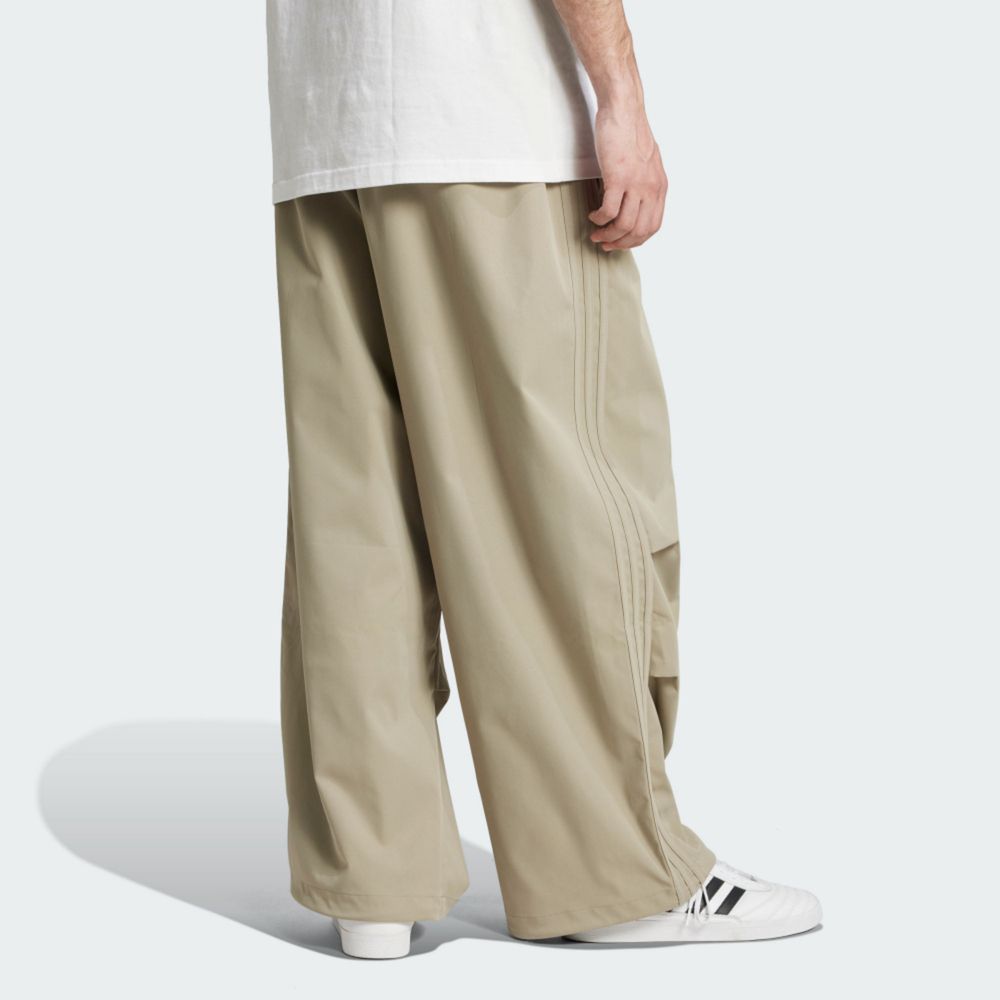 ADIDAS 愛迪達 【ADIDAS】PARACHUTE PANT 長褲 男 卡其色-IZ4849