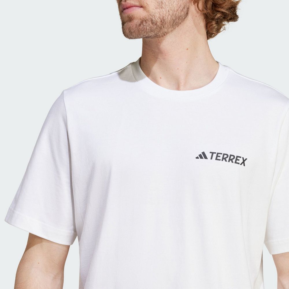 ADIDAS 愛迪達 【ADIDAS】TX MOUNTAIN TEE 短袖上衣 男 白色-IZ0465