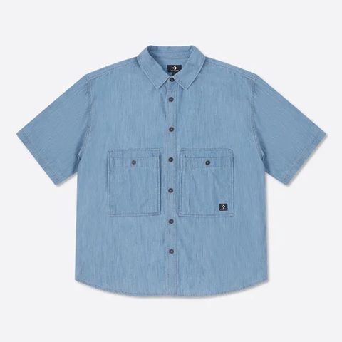 【CONVERSE】DENIM WORDMARK UTILITY SHIRT 短袖襯衫 牛仔襯衫 男 藍色_10027158-A01