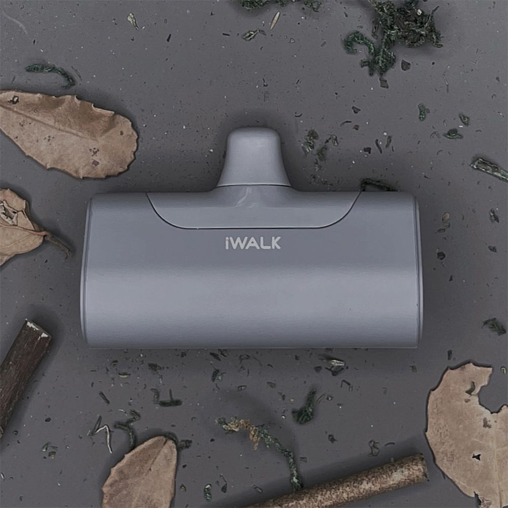 iWALK 愛沃可 Lightning 四代 4500mAh 直插式口袋電源 行動電源(蘋果專用)-燎原灰