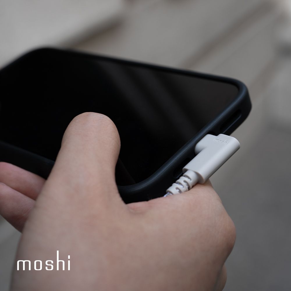 Moshi 摩仕 Integra USB-C to USB-C 90度彎頭 (240W/480Mbps) 充電傳輸線 (1.5 m)