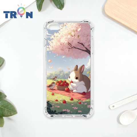 TRON IPhone 7/8 PLUS 可愛小動物樹下乘涼 四角防摔殼 手機殼