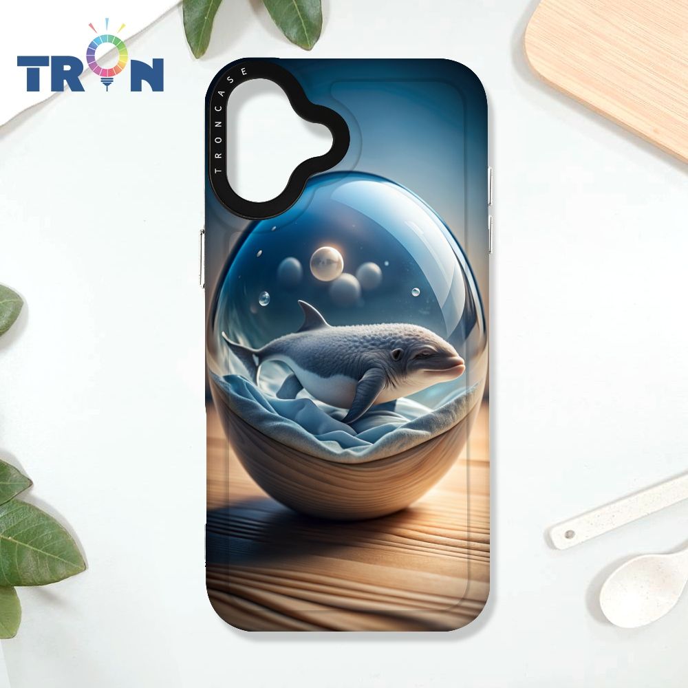  TRON iPhone 16 PLUS 水晶球裡的動物們-2 太空殼 透白款 手機殼