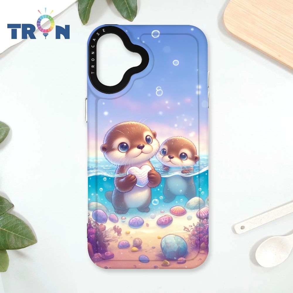  TRON IPhone 16 PLUS 玩水的水獺系列 太空殼 透黑款 手機殼