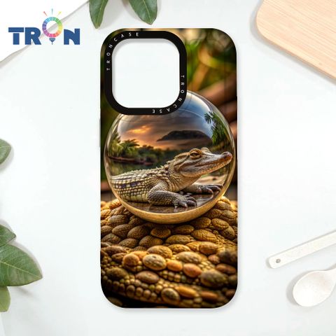 TRON iPhone 16 Pro 水晶球裡的動物們-2 太空殼 透白款 手機殼