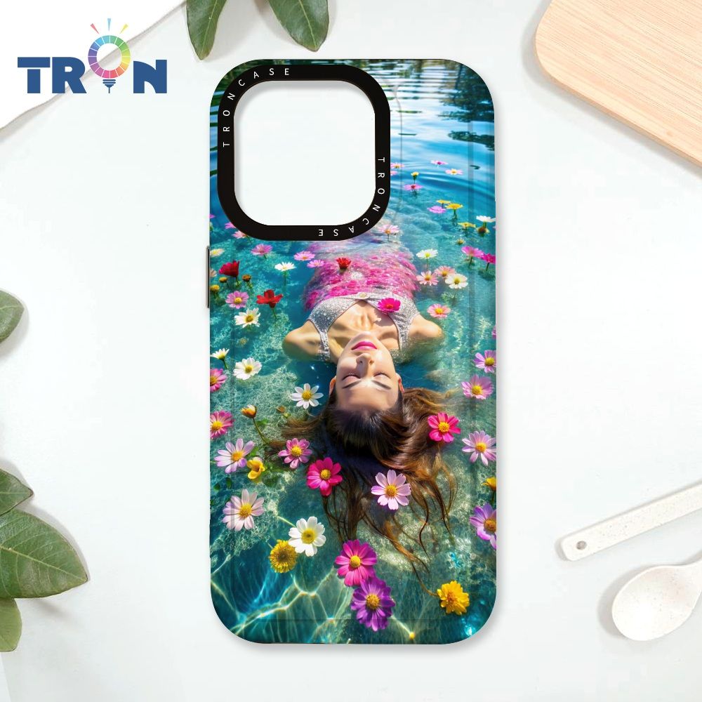  TRON IPhone 16 Pro 花海中游泳的少女 太空殼 透黑款 手機殼