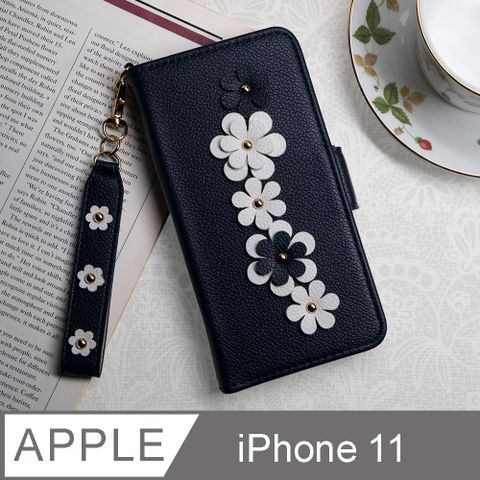 Aguchi 亞古奇 Apple iPhone 11 (6.1吋) 花語鉚釘立體花朵手機皮套 附皮質璀璨吊飾 - 湛藍