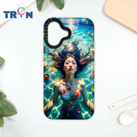 TRON iPhone 16 花海中游泳的少女 太空殼 透白款 手機殼