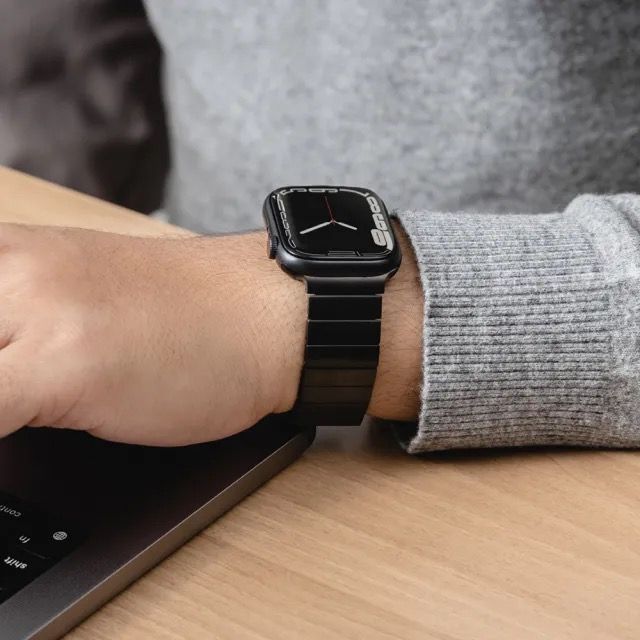 MAGEASY Apple Watch Ultra/9/8/7 42/44/45/49mm Maestro M 不鏽鋼磁吸鏈式錶帶,黑色