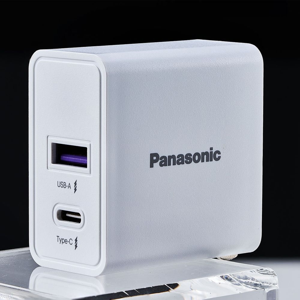 Panasonic 國際牌  30W USB-A+TYPE-C電源供應器(白) 完美匹配多種線材