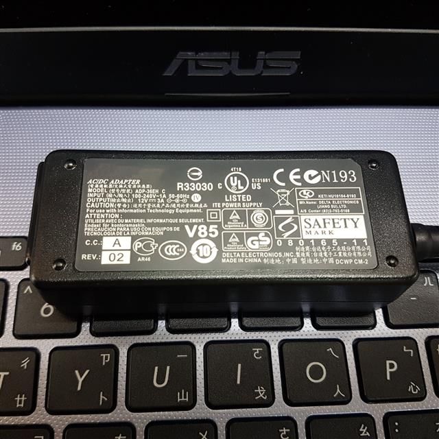 ASUS 華碩 副廠變壓器 適用型號 Eee PC 1000 1000H 1002HA 1000XP S101 1000HD 1000HE 1000HG 900 900A 900HA 900HD 900SD 901 904HA R2  R2E R2H R2Hv Eee Videophone AiGuru SV1 ADP-36EH C R33030 副廠變壓器