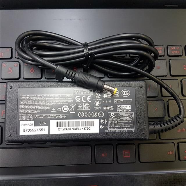 HP 惠普  副廠變壓器 18.5V 3.5A 適用型號 DV2 DM1 DX6600 DV5100 DV5200 DV5300 DV6000 V2000 NC6200 ZT3000 DV1400 DV1500 B1000 B1800 B1900 B2000 B2800 C700 F500 V2300 V2400 V2500 N100 V2600 V1000 V1100,V1300,V2000 V2100 副廠變壓器