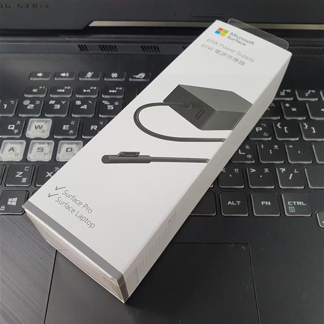 AC Microsoft  原廠 盒裝 65W Surfe 60W+5W=65W 變壓器 充電器 Surfe Pro Surfe 特殊磁吸頭 Laptop Microsoft 1706 Surfe Book Pro3 Pro4 Pro5 Pro6 Pro7 Pro8 電源線 充電線 向下相容 Surfe 1800 44W 充電器