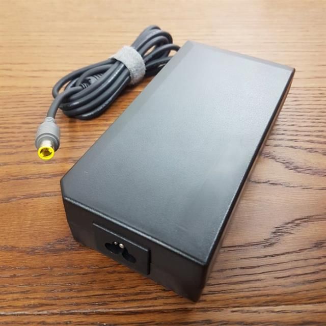 LENOVO 聯想  170W 圓孔帶針 高品質 變壓器 ThinkPad W700 W700ds MiniDock 2.0 with W520 W520I W530 W520 4270CTO W530 24382HU