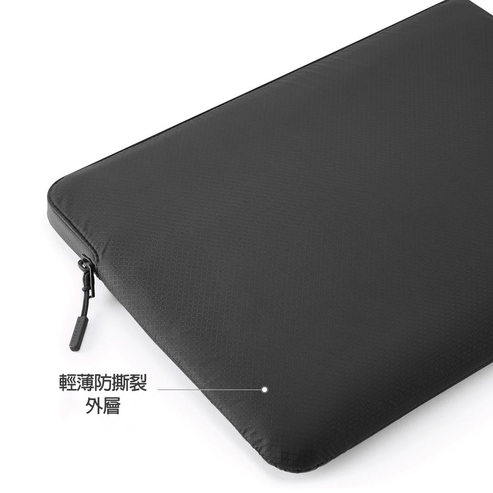 Pipetto 【英國品牌】 MacBook 14吋/13吋 Ultra Lite Sleeve 鑽石紋防撕裂布電腦包-黑色