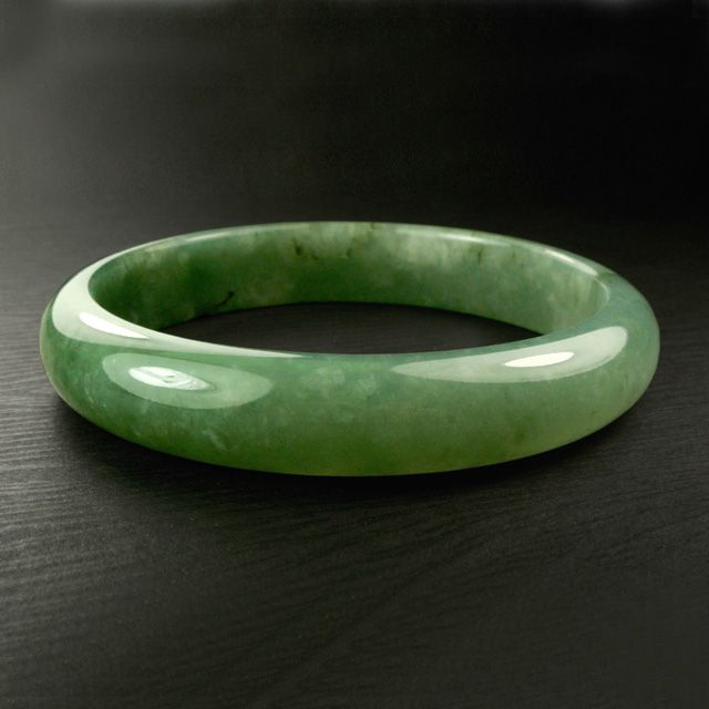 Gemdealler Jewellery 晉佳珠寶   油青翡翠手鐲 高貴東方美 天然緬甸A貨