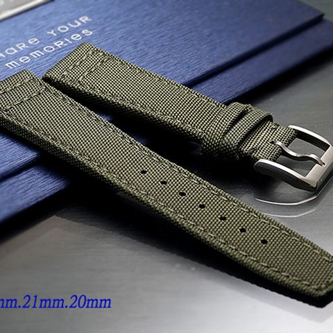 全新 IWC 萬國錶代用進口高級強化纖維錶帶軍綠色款 (22mm.21mm.20mm)