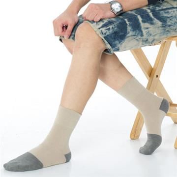 【南紡購物中心】 【KEROPPA】可諾帕竹炭無痕寬口襪(男女適穿)x2雙C90004-卡其
