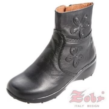 【南紡購物中心】 ZOBR路豹 經典真皮氣墊女短靴黑色款 3296
