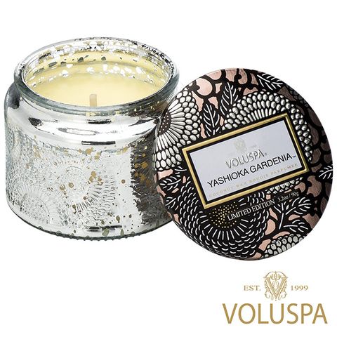 Voluspa 美國  日式庭園 Yashioka Gardenia 吉岡梔子花 浮雕玻璃罐 香氛禮盒 90g