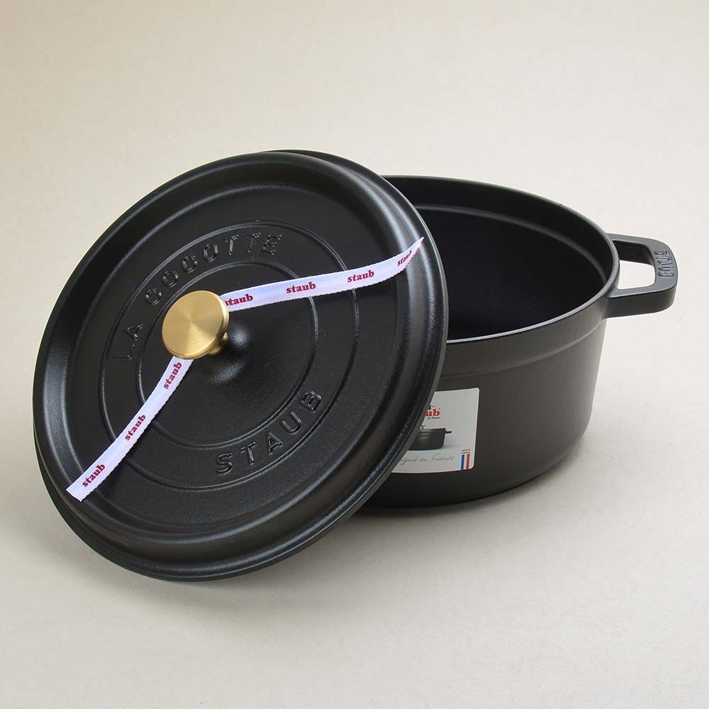 Staub  圓形鑄鐵鍋 24cm 3.8L 黑色 法國製 湯鍋 燉鍋 (電磁爐 IH爐可用)