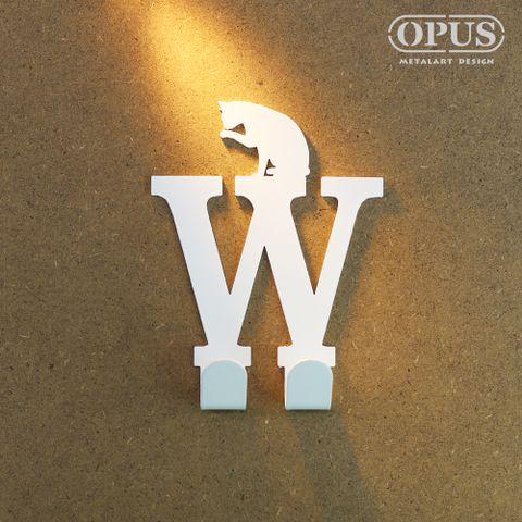 OPUS 東齊金工 壁飾免釘無痕掛勾《當貓咪遇上字母W》優雅白