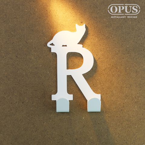 OPUS 東齊金工 歐式鐵藝-壁飾掛勾《當貓咪遇上字母R》優雅白