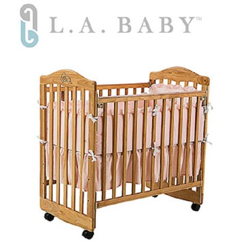 《床+寢具超值組》【美國 L.A. Baby】蒙特維爾美夢熊嬰兒小床(原木色嬰兒床+純棉五件寢具組)