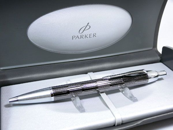 PARKER 派克 原廠  IM 經典高級系列雙色流線原子筆(P0905650)另有鈦金格紋P0905750