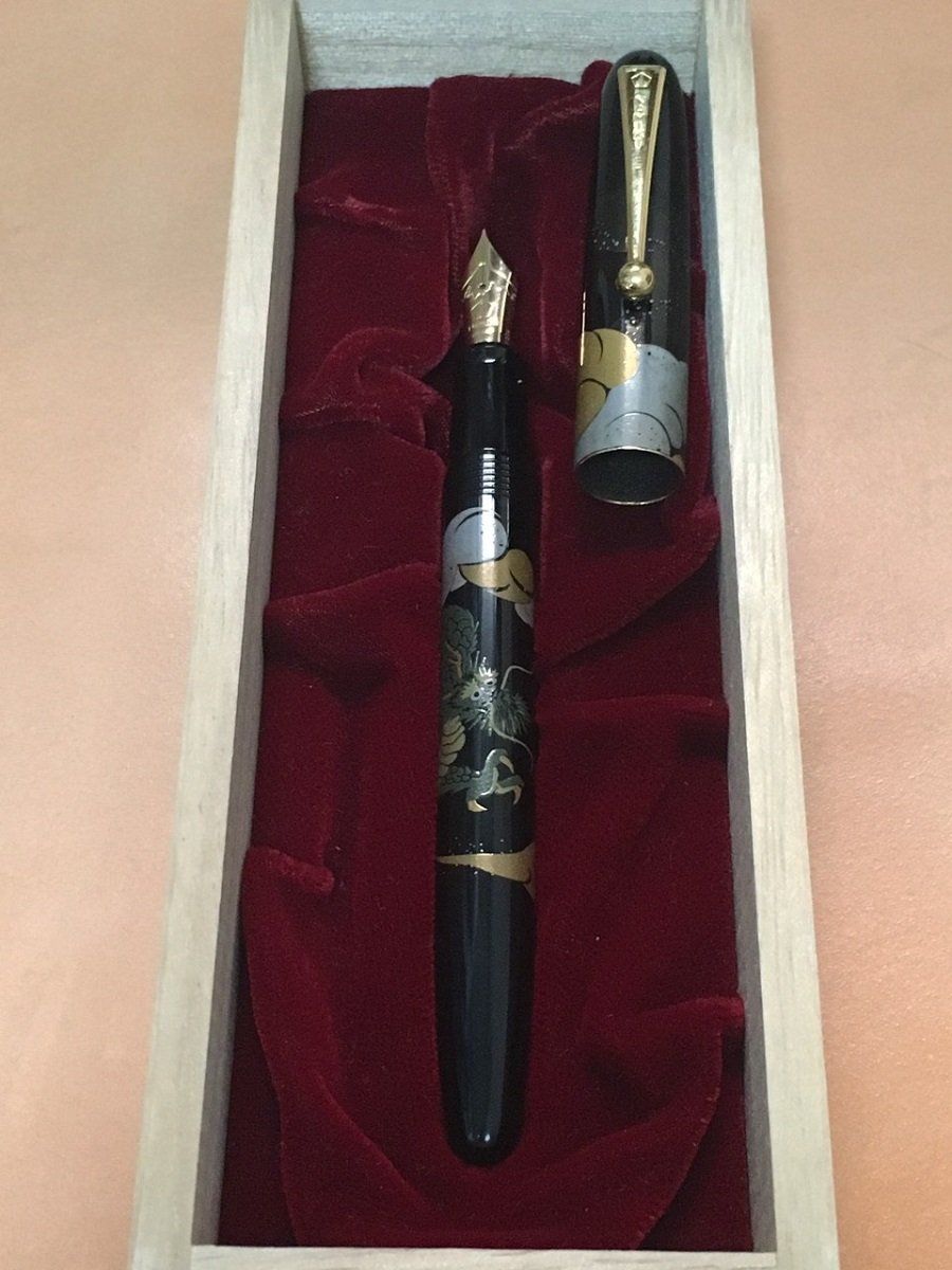 ファッションなデザイン 高級蒔絵万年筆 Namiki 雲龍 高級万年筆14K 平蒔絵 頼ろ M 筆記具