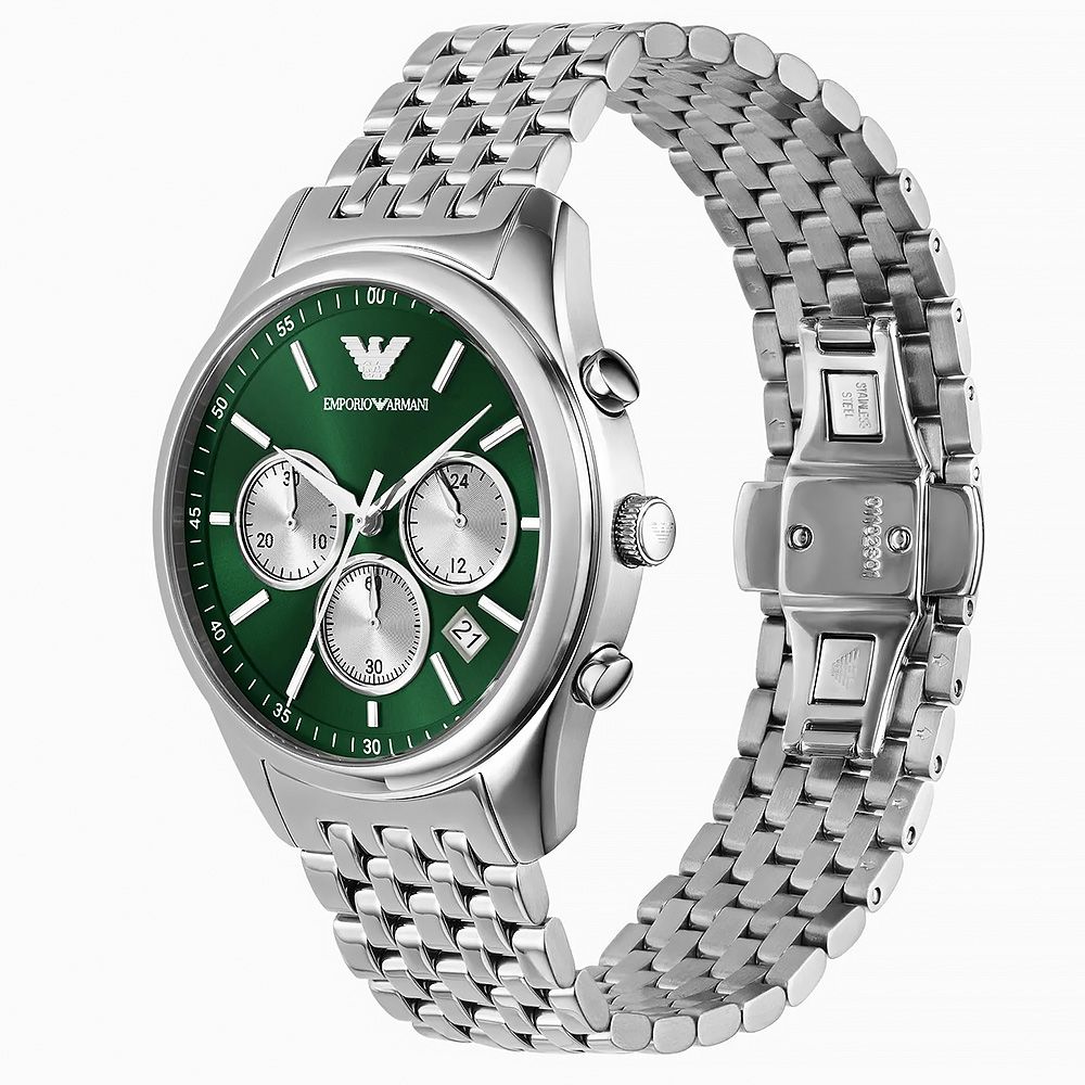 24           20EMPORIO ARMANI21