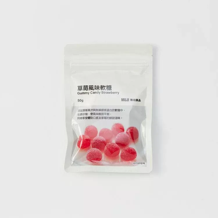 草莓風味軟糖Gummy Candy Strawberry50gMUJI 無印良品添加草莓果汁與於軟糖中砂糖使風味酸甜平衡,同時享受及的鮮甜滋味。